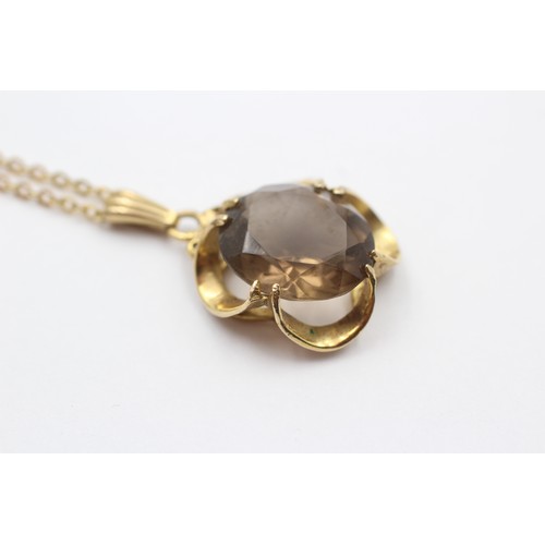 410 - 9ct Gold Smoky Quartz Single Stone Necklace With 10ct Gold Chain (4.9g)