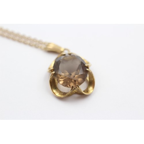 410 - 9ct Gold Smoky Quartz Single Stone Necklace With 10ct Gold Chain (4.9g)