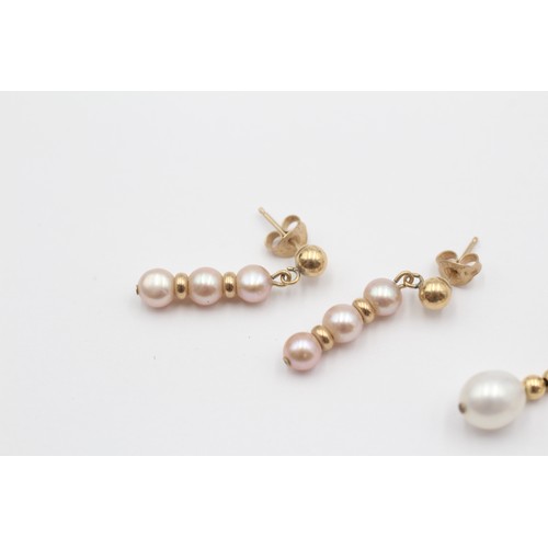 418 - 2 X 9ct Gold Cultured Pearl Drop Earrings (2.9g)