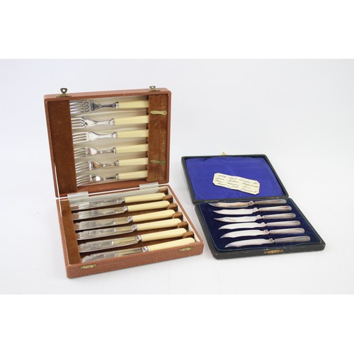 429 - 2 x Vintage Boxed SILVER PLATE Cutlery Inc Ivorine Fish Cutlery, EPNS Etc