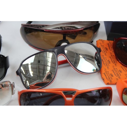 433 - 25 x Assorted SPORTS STYLE Sunglasses Inc Maui Jim, Hackett, Cebe etc