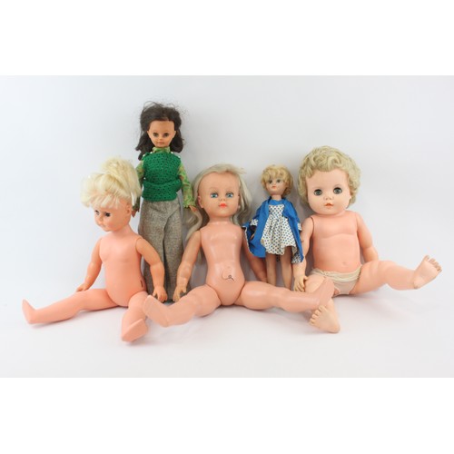 445 - 5 x Assorted Vintage DOLLS Inc Clothing Etc