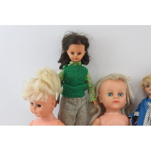 445 - 5 x Assorted Vintage DOLLS Inc Clothing Etc