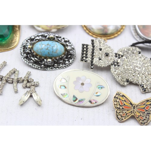 456 - 25 X Assorted Vintage And Retro Brooches (306g)