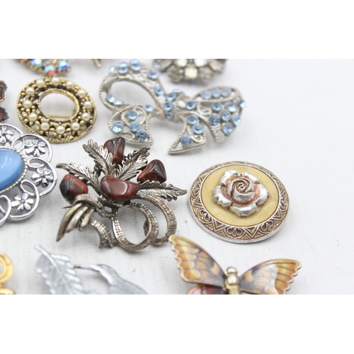 464 - 25 X Assorted Vintage And Retro Brooches (271g)