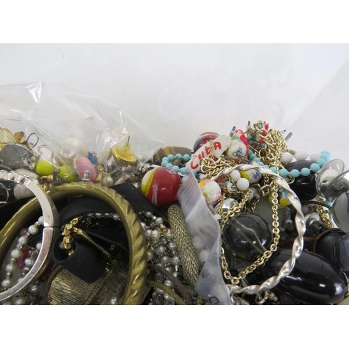 229 - TUB FULL OF COSTUME JEWELLERY INCLUDES NECKLACES, EARRINGS, BROOCHES etc