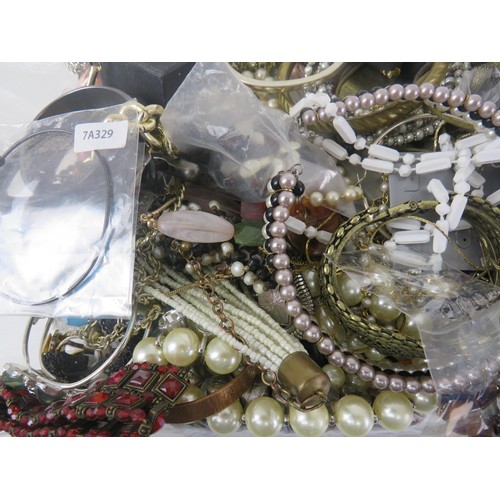 229 - TUB FULL OF COSTUME JEWELLERY INCLUDES NECKLACES, EARRINGS, BROOCHES etc