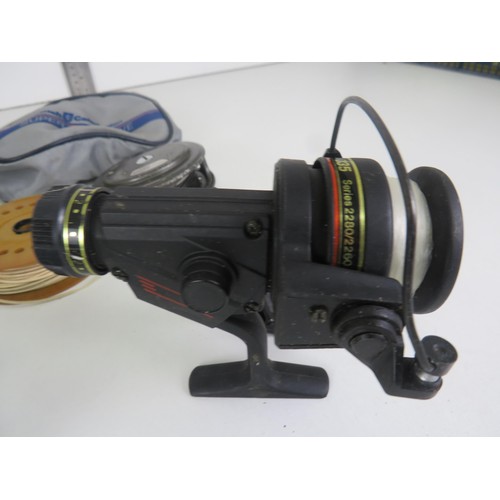 288A - FISHING REELS, SPOOLS AND FISHERMAN KNIFE