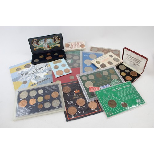 611 - COMMEMORATIVE COIN SETS 14 Crown Collection 1967 Year Type Scout Jubilee Decimal