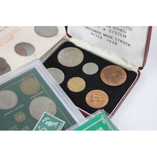 611 - COMMEMORATIVE COIN SETS 14 Crown Collection 1967 Year Type Scout Jubilee Decimal