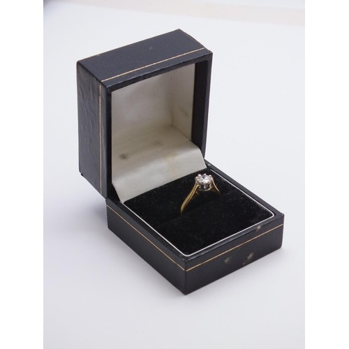 78 - 18CT GOLD RING WITH 1/2 CARAT DIAMMOND