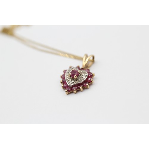 466 - 9ct Gold Ruby & Diamond Heart Cluster Pendant Necklace (1.2g)