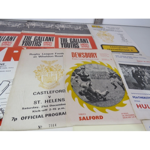 20 - 50 x 1970'S RUGBY PROGRAMMES