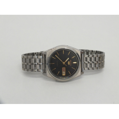 27 - SEIKO AUTOMATIC WATCH IN WORKING ORDER
