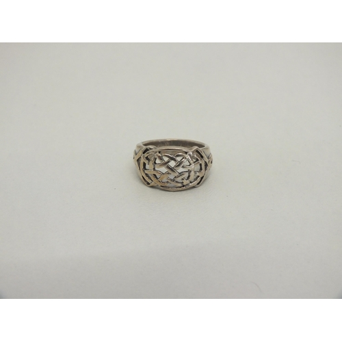 31 - CELTIC SILVER RING