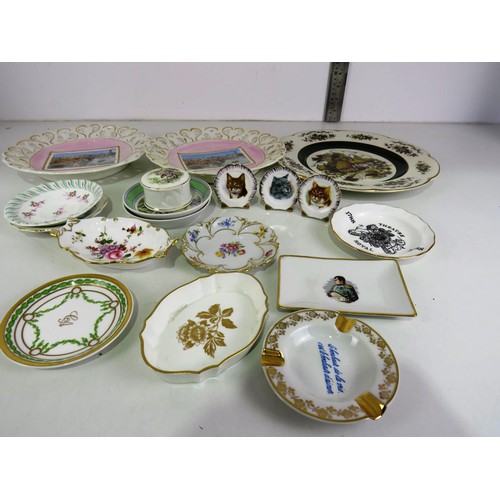 202 - COLLECTION OF PLATES, SAUCERS & PIN DISHES INCLUDES CROWN DERBY, WEDGEWOOD, LIMOGES etc