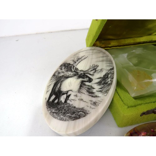 203 - PAPERWEIGHTS, BOXED AGATE ASTRAY & COASTER, ABALONE PAPERWEIGHT, KIANA STAG PAPERWEIGHT