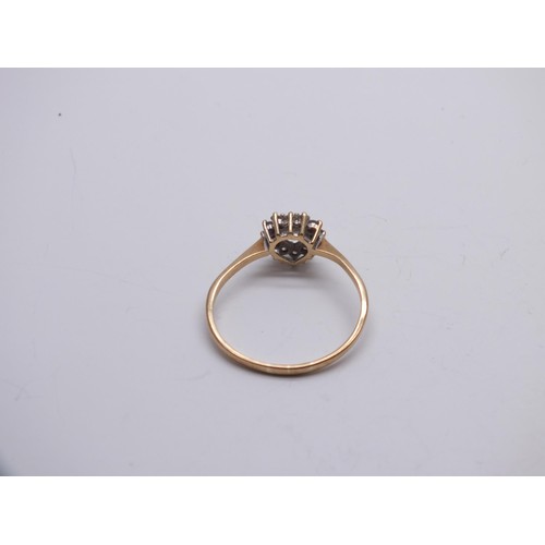 181 - 9ct GOLD RING WITH HEART SHAPED CZ STONE SIZE U
Weight 1.9g