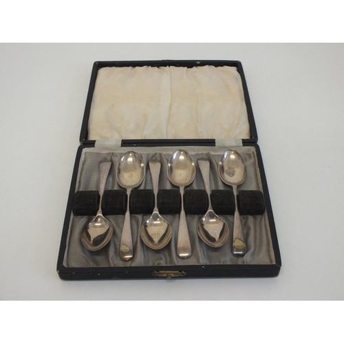 59 - BOXED SET OF SIX SILVER SPOONS SHEFFIELD 1945 MADE BY WALTER TRICKET- 93.5g