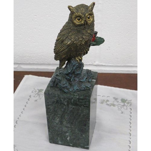 45 - A COLD PAINTED SIGNED BRONZE BY MILO WITH A FOUNDRY COIN OF AN OWL SEATED ON A BRANCH ON A MARBLE BA... 