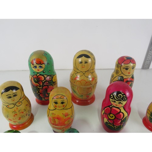 114 - COLLECTION OF MATRYOSHKA NESTING DOLLS