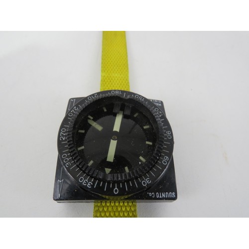 102 - SUUNTO AND CO FINLAND DIVERS COMPASS