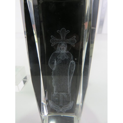 127 - PAPERWEIGHT, GOLFER, EGYPT, THAILAND, BRETAGNE, TALL GLASS RELIGIOUS PAPER WEIGHT