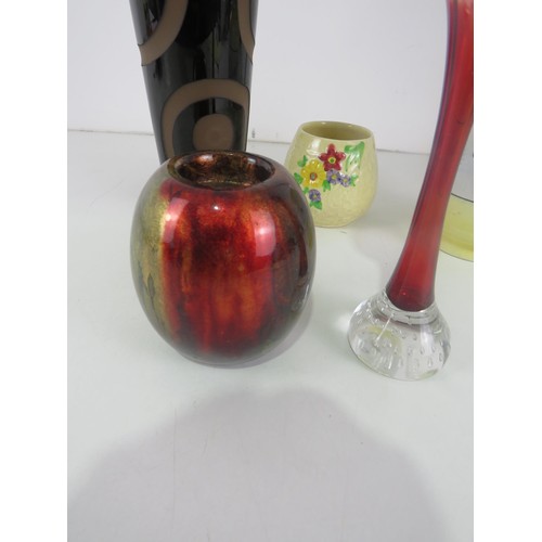 143 - LARGE BROWN GLASS VASE, RED GLASS BUD VASE, YELLOW FISH VASE