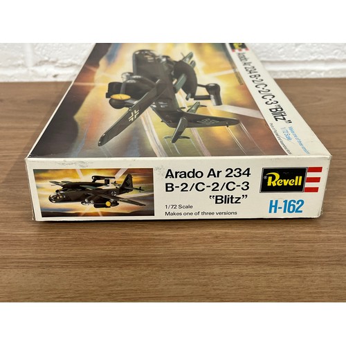 153 - REVELL ARADO AR 234 B-2/C-2/C-3 'BLITZ' - PLASTIC MODEL KIT- KIT NUMBER H-162