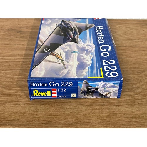 154 - REVELL HORTEN GO 229 - PLASTIC MODEL KIT- KIT NUMBER 04312