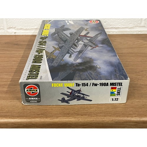 163 - AIRFIX FOCKE WULF TA-154/ FW-190A MISTEL - PLASTIC MODEL KIT- KIT NUMBER A05040