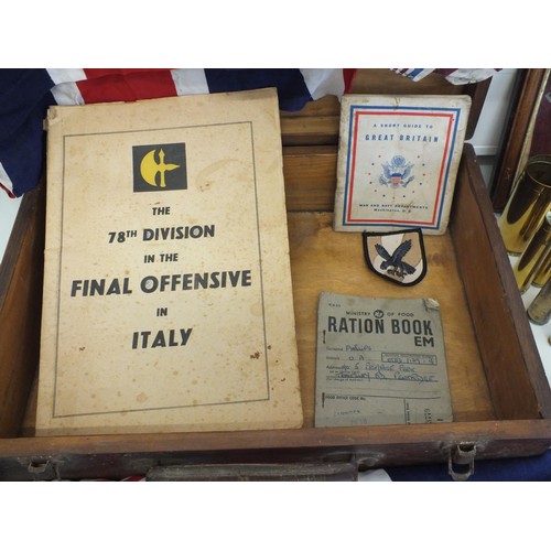 62 - WOODEN BOX OF MILITARY ITEMS INCLUDES 78th DIVISION IN THE FINAL OFFENSIVE IN ITALY, SOLDIERS SERVIC... 