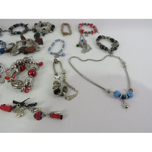 122 - 17 x CHARM BRACELETS