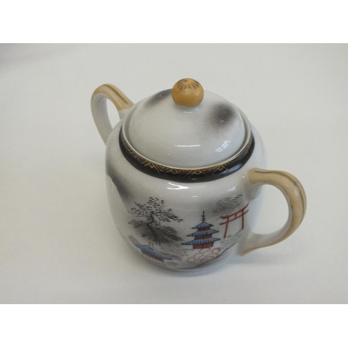 113 - ORIENTAL COFFEE POT SET