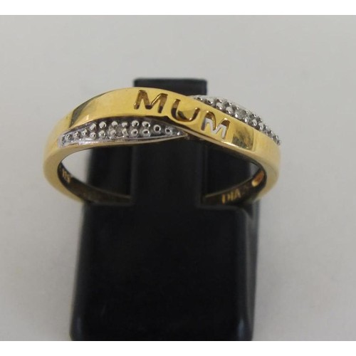 32 - STERLING SILVER GILT DIAMOND MUM RING