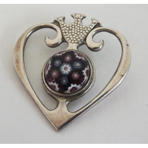 71 - SCOTTISH JEWELLERY -  SILVER CAITHNESS LUCKENBOOTH PENDANT, VICTORIAN MONTROSE SILVER AGATE BROOCH &... 