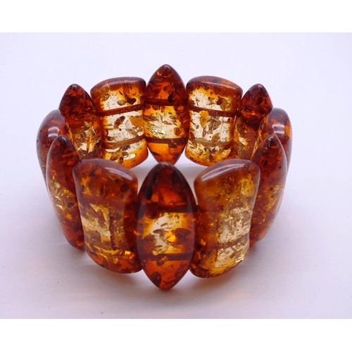 76 - CHUNKY BALTIC AMBER STRETCH BRACELET