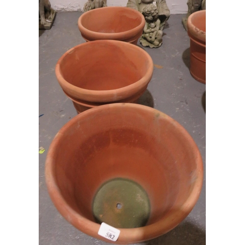 582 - 3x LARGE PLANT POTS