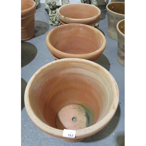 583 - 3x LARGE PLANT POTS