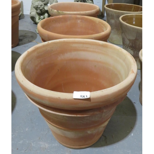 583 - 3x LARGE PLANT POTS