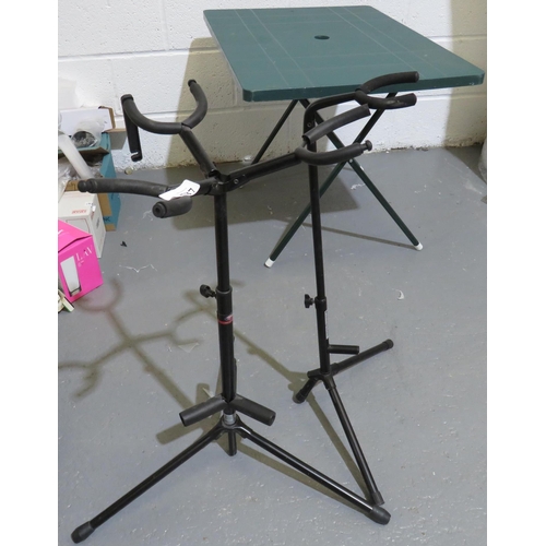 587 - A PAIR OF GUITAR STANDS - SINGLE HOLDER AND TREBLE HOLDER