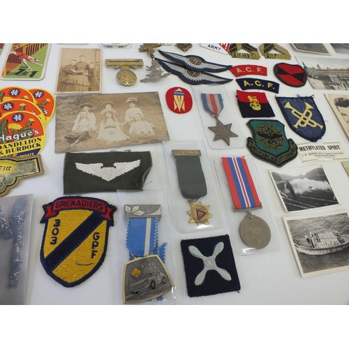 40 - MISCELLANEOUS LOT INC MEDALS, BADGES, PATCHES AND EMPHEMERA