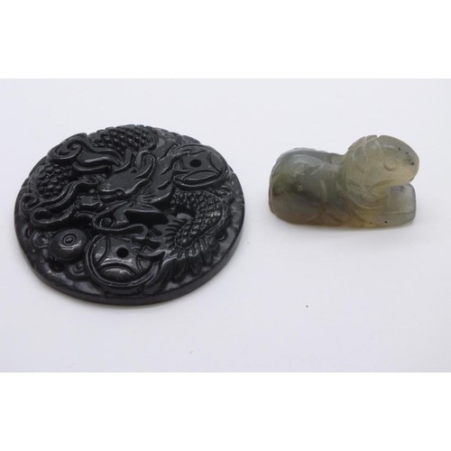 70 - CHINESE CARVED BLACK GREEN JADE PENDANT, CARVED JADE ANIMAL & AMBER GLASS CARVED CHINESE DRAGON PEND... 