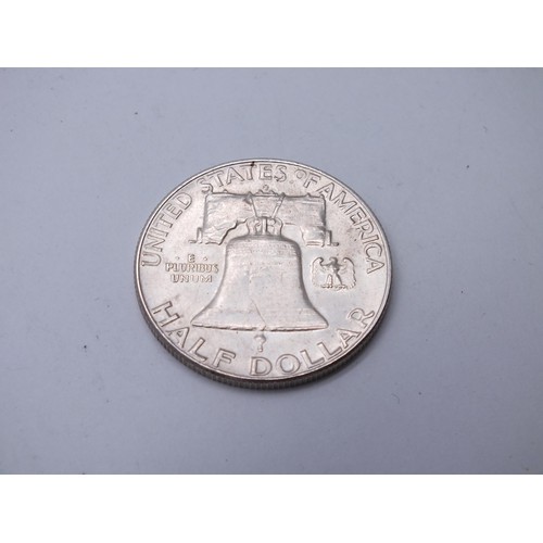 113 - 1963 AMERICAN SILVER 1/2 DOLLAR