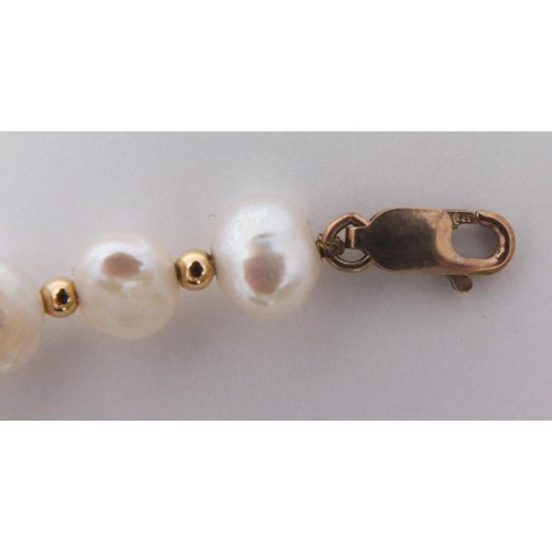 96 - 9ct GOLD & FRESHWATER PEARL 16