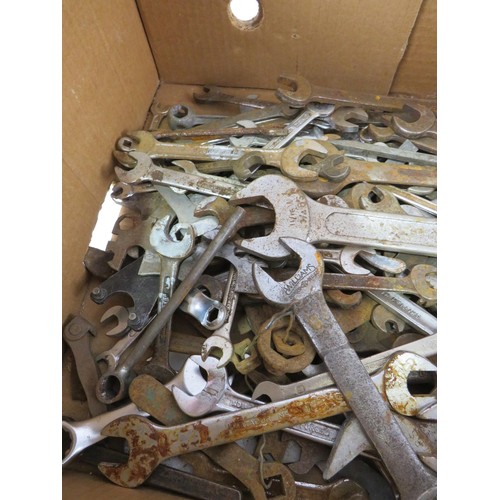 423 - JOBLOT OF SPANNERS