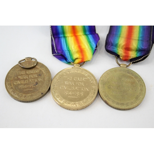 453 - WW1 Victory Medals x 3 inc Named 22390 Pte.  W. Whitaker H.L.I