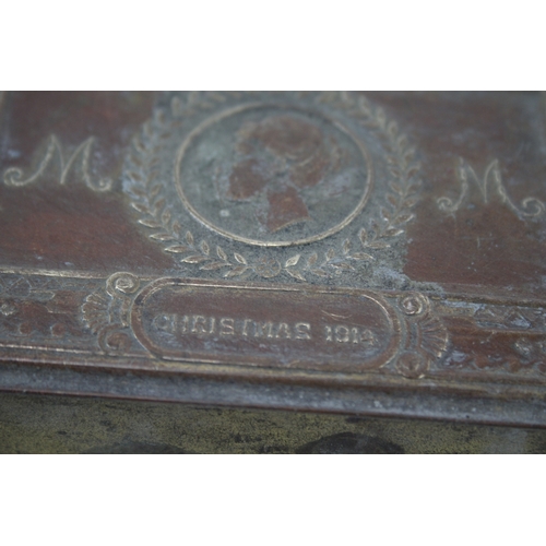 464 - WW1 1914 Princess Mary Christmas Tin