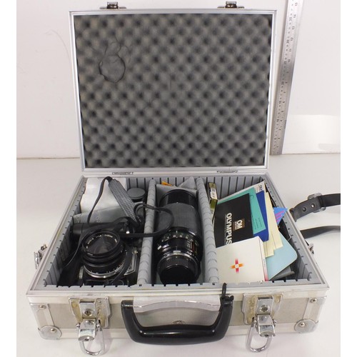 280 - Olympus Camera with accessories in fitted metal case.