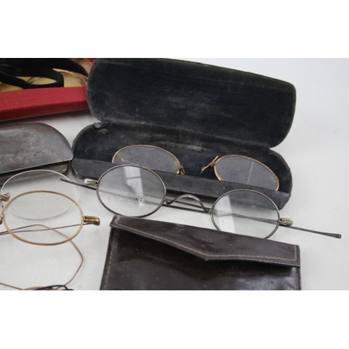 524 - Spectacles & Eyewear Antique / Vintage Inc Pince-Nez, Cases, Plated Joblot